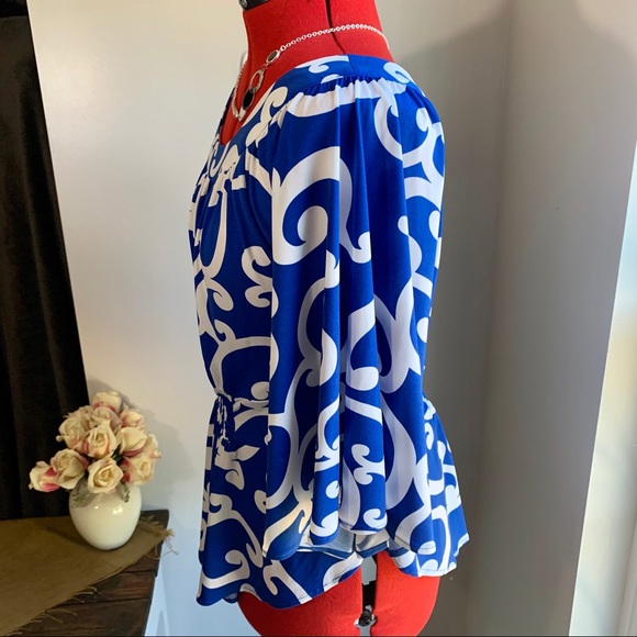 THEME Blue and White Drape Batwing Sleeve Blouse - Picture 6 of 16